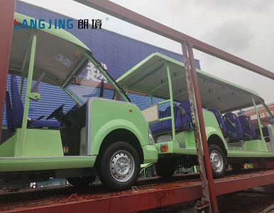 Bwin必赢亚洲14座景区旅行车，，，，，助力达瓦更扎