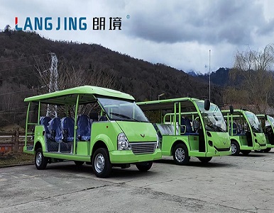 景区旅行车交付——神木垒（燃油19座旅行车）