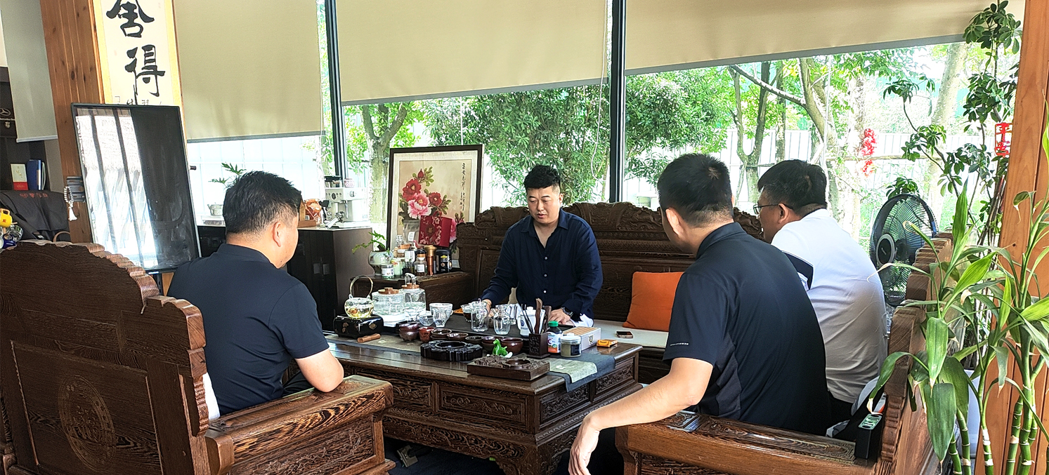 《河南舞阳政府赴川考察，，，，，，共探Bwin必赢亚洲文旅集团招商相助新机缘》-公司动态-电动旅行车|景区旅行车|景区共享车|运营|出租|巡逻车|消防车|电动小火车|燃油旅行车|厂家-Bwin必赢亚洲